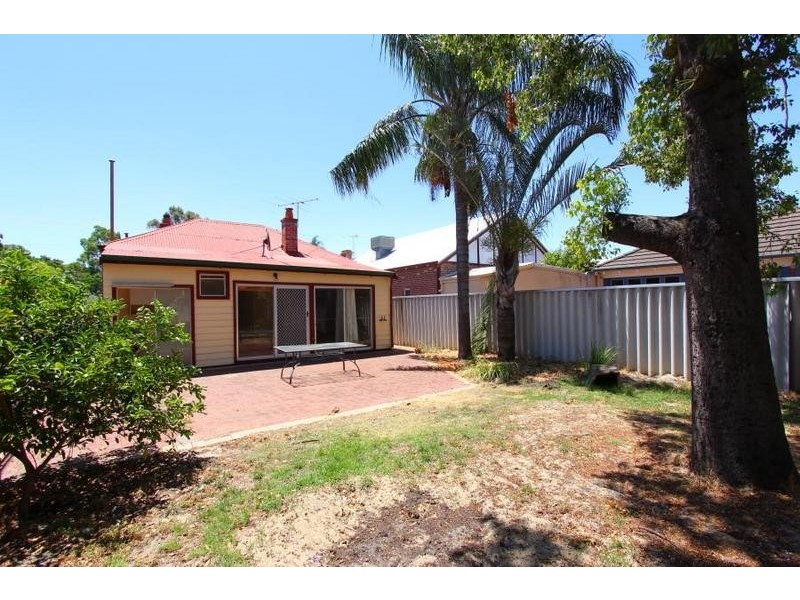 70 Geddes Street, Victoria Park WA 6100