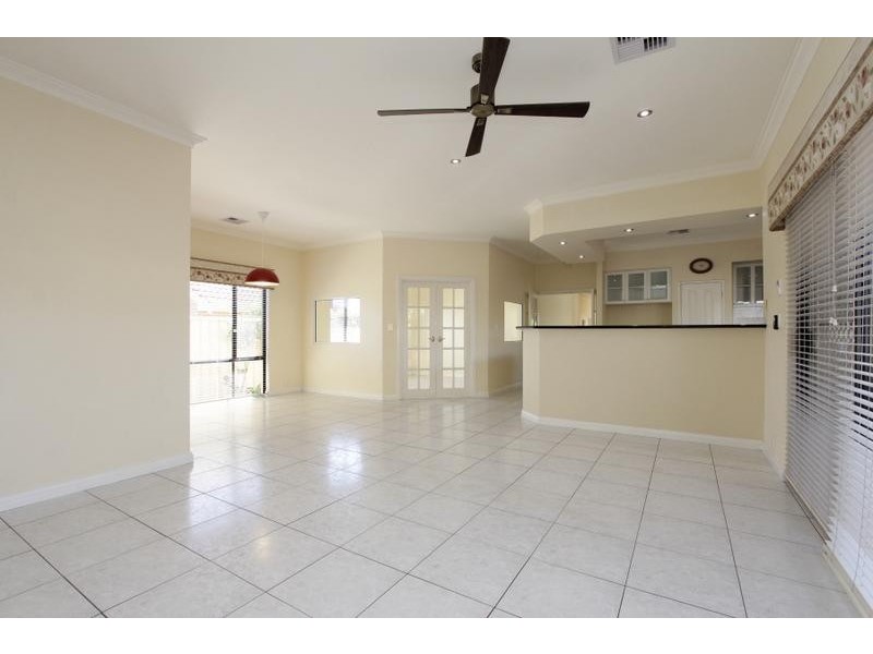 63 Conochie Crescent, Manning WA 6152