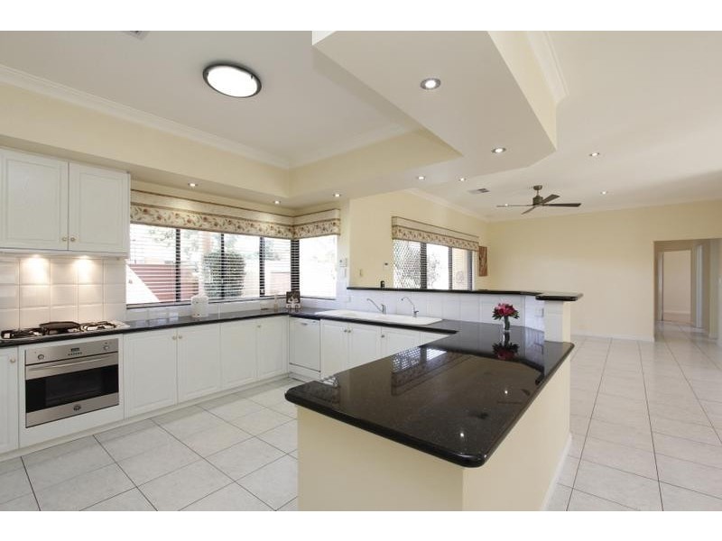 63 Conochie Crescent, Manning WA 6152