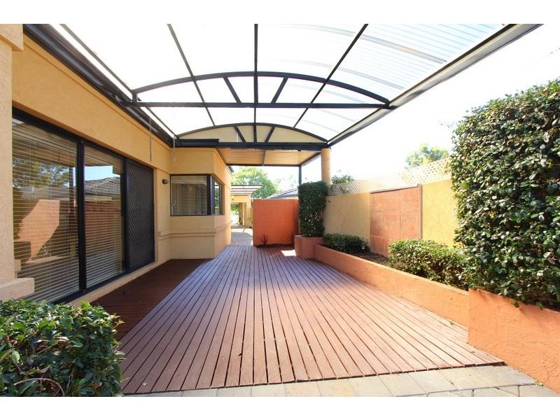 63 Conochie Crescent, Manning WA 6152