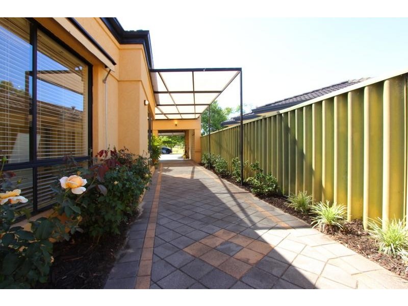 63 Conochie Crescent, Manning WA 6152