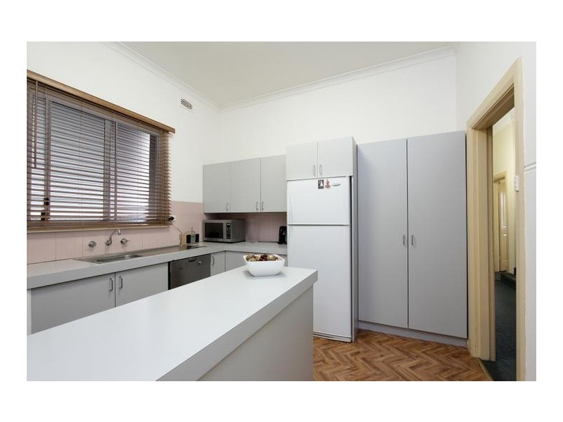 31 Fourth Avenue, Kensington WA 6151