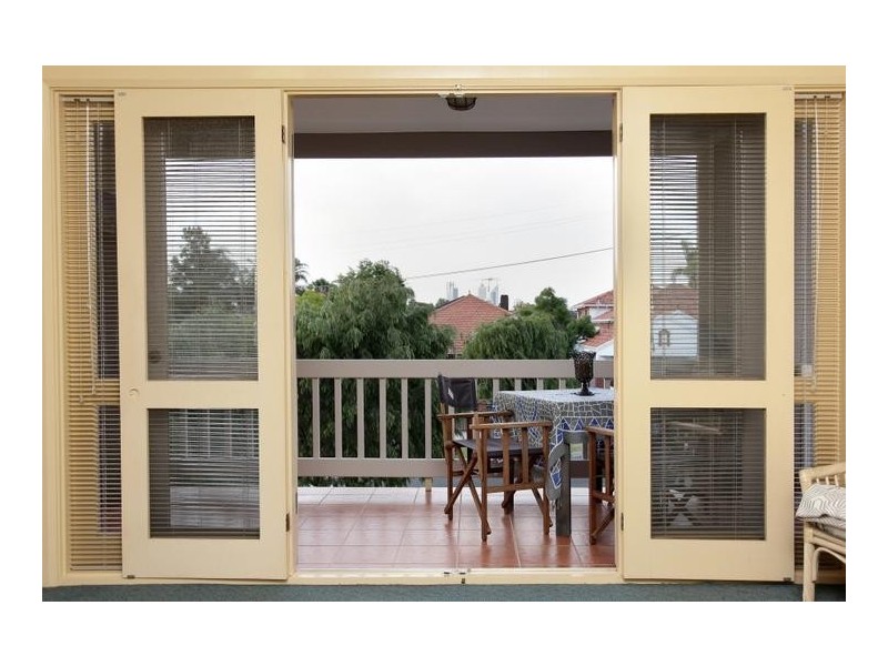 31 Fourth Avenue, Kensington WA 6151