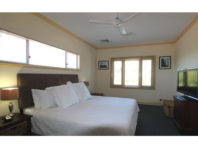 31 Fourth Avenue, Kensington WA 6151