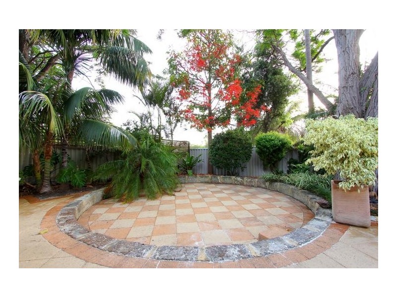 31 Fourth Avenue, Kensington WA 6151