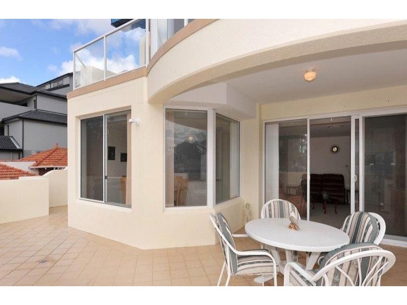 2/17 Hardy Street, South Perth WA 6151