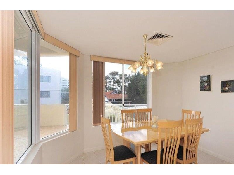 2/17 Hardy Street, South Perth WA 6151