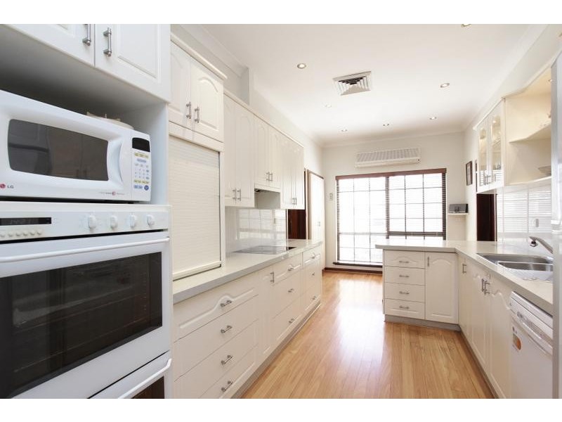 51 Hobbs Avenue, Como WA 6152