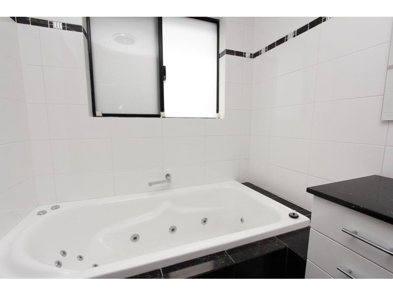 51 Hobbs Avenue, Como WA 6152