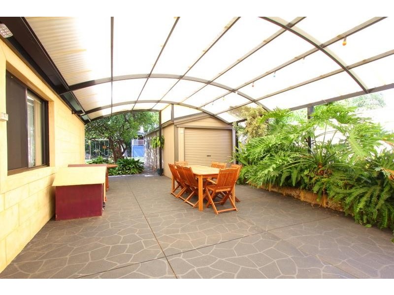 51 Hobbs Avenue, Como WA 6152