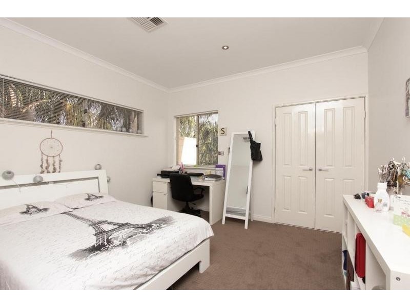 39 Zenith Street, Shelley WA 6148