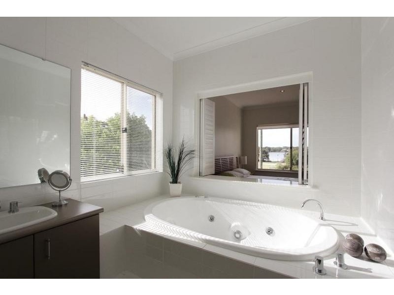 39 Zenith Street, Shelley WA 6148