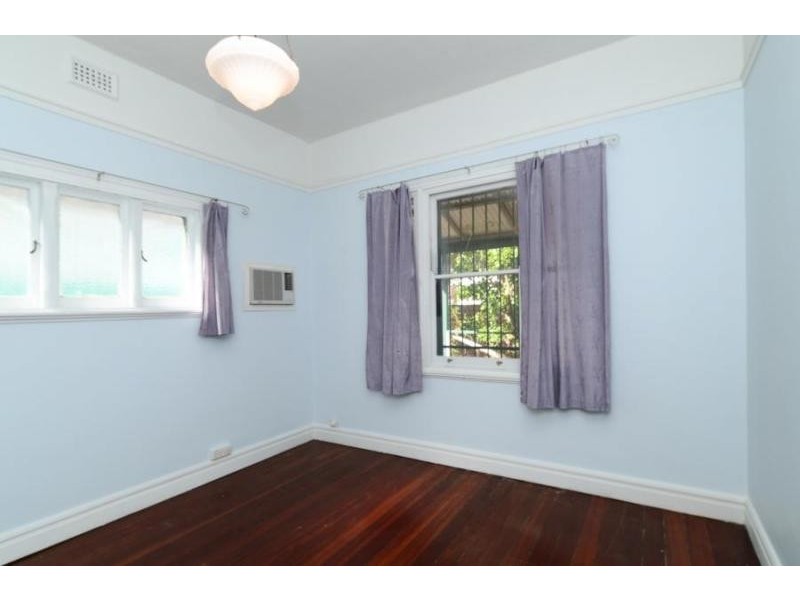 181 Shepperton Road, Victoria Park WA 6100