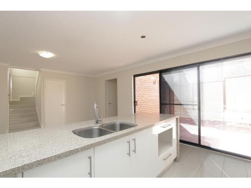 2/38 Sunbury Road, Victoria Park WA 6100