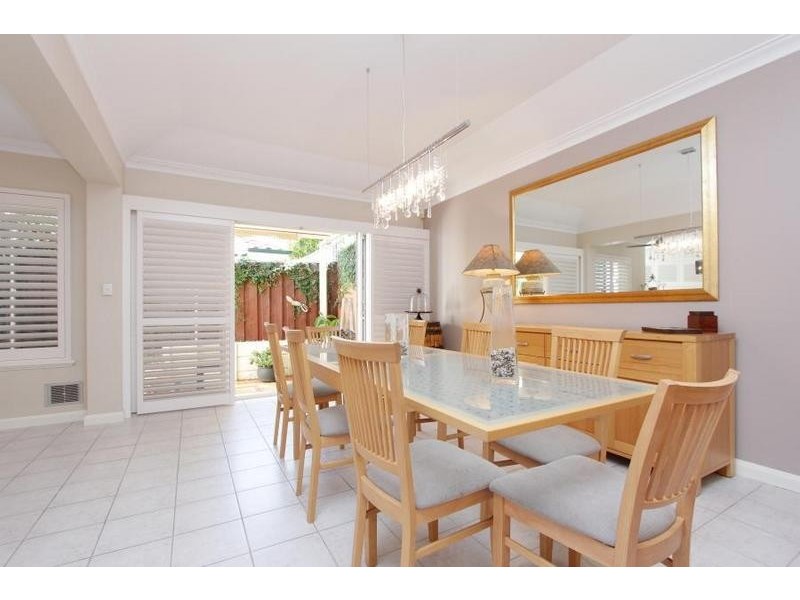 2/104 Labouchere Road, South Perth WA 6151