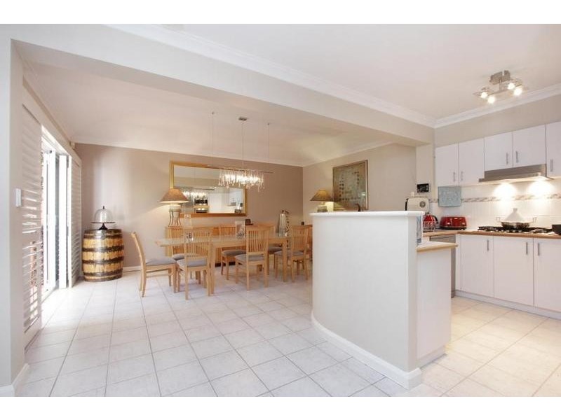 2/104 Labouchere Road, South Perth WA 6151