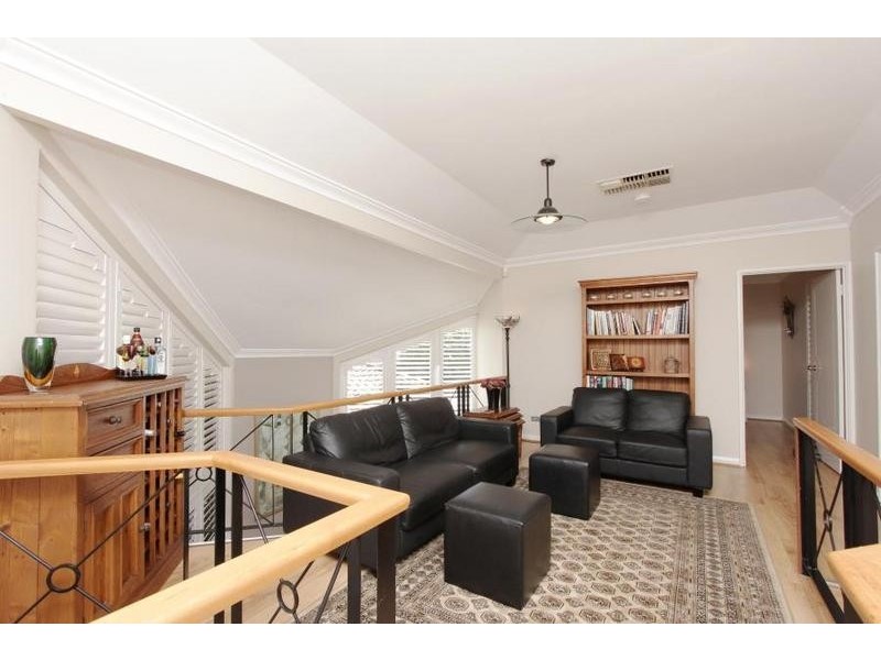 2/104 Labouchere Road, South Perth WA 6151