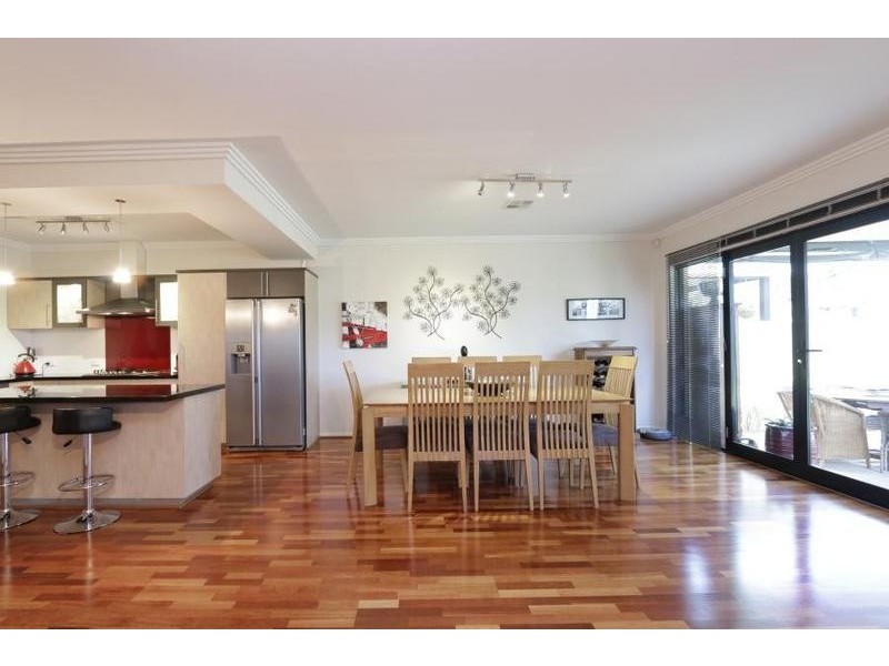 30 Huntingdon Street, East Victoria Park WA 6101