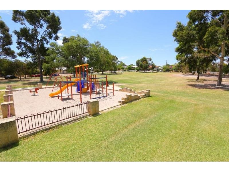 30 Huntingdon Street, East Victoria Park WA 6101