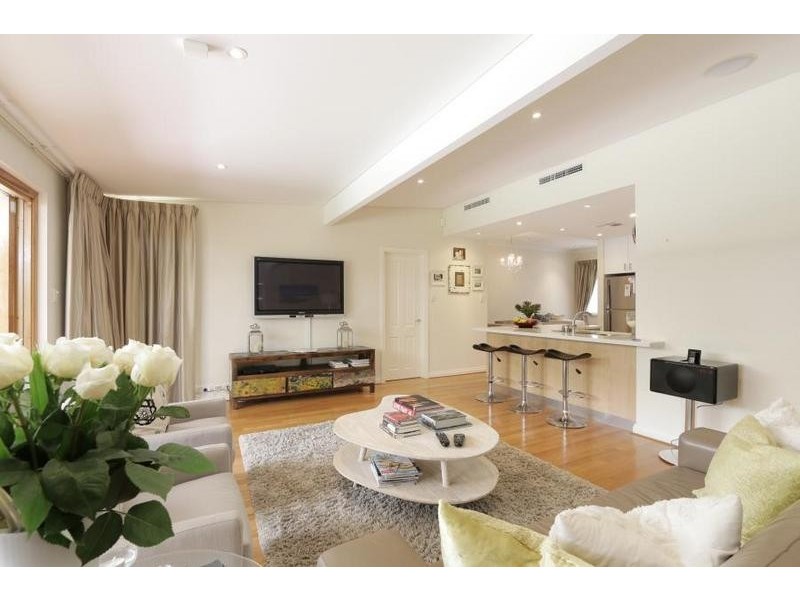 5 Darlot Crescent, South Perth WA 6151