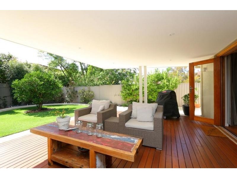 5 Darlot Crescent, South Perth WA 6151
