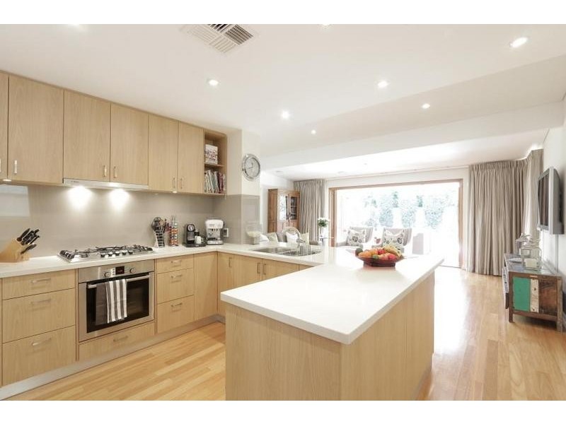 5 Darlot Crescent, South Perth WA 6151