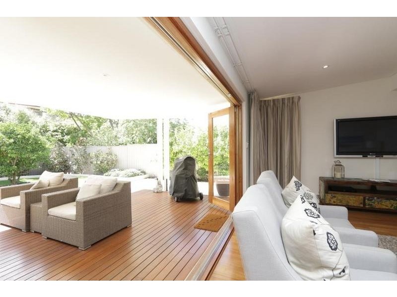 5 Darlot Crescent, South Perth WA 6151