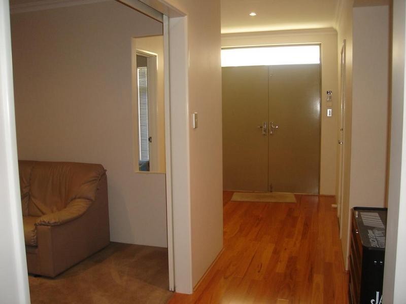 54 Canavan Crescent, Manning WA 6152