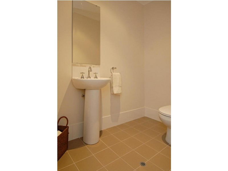 54 Canavan Crescent, Manning WA 6152