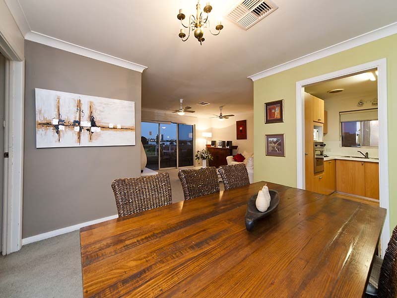 15/219 Mill Point Road, South Perth WA 6151