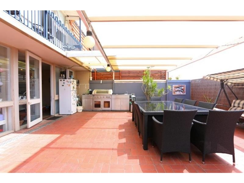 2/31 Coode Street, South Perth WA 6151