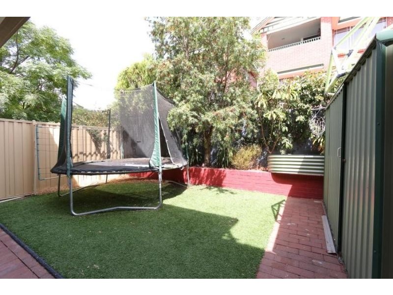 2/31 Coode Street, South Perth WA 6151