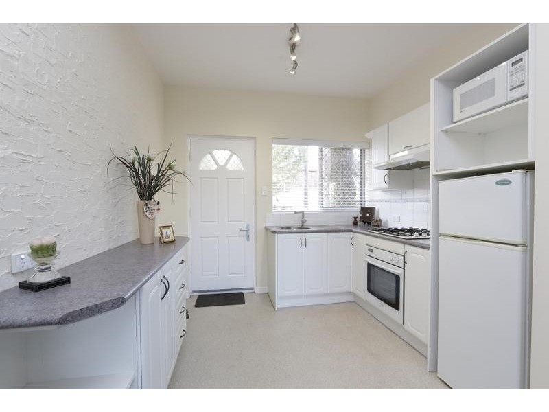 9/57 Park Street, Como WA 6152