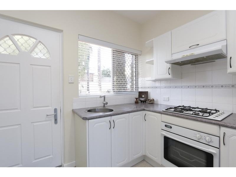 9/57 Park Street, Como WA 6152