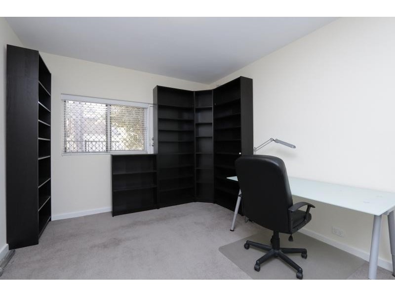 9/57 Park Street, Como WA 6152