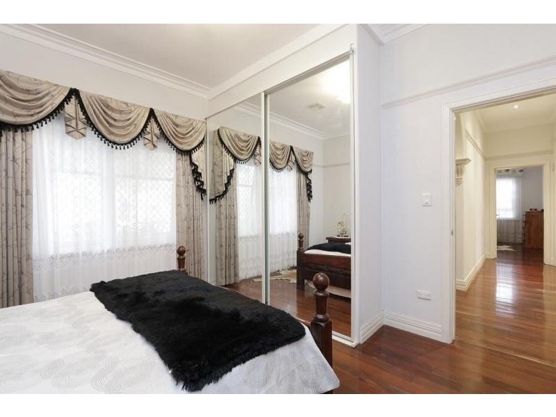 43 Monash Avenue, Como WA 6152