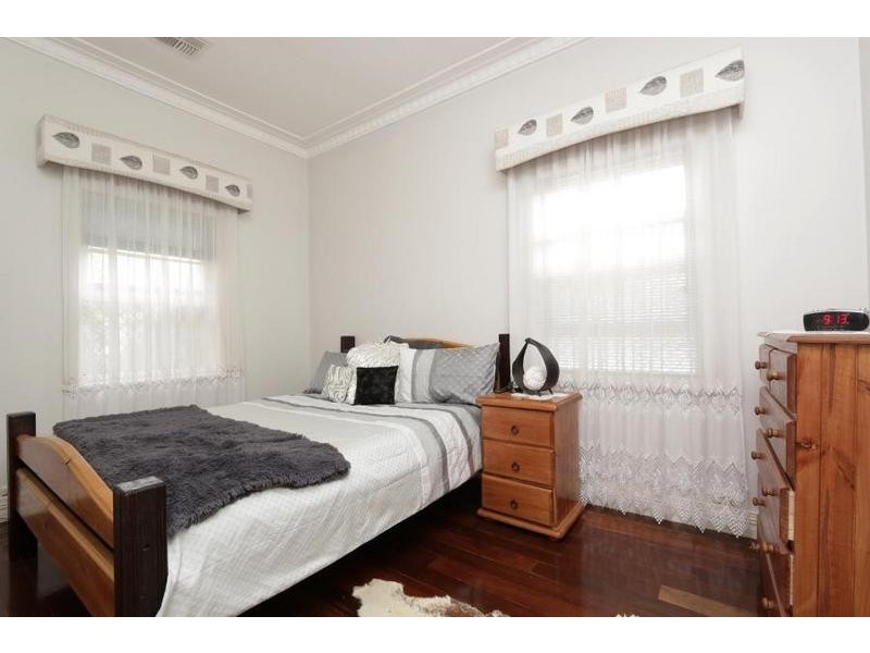 43 Monash Avenue, Como WA 6152