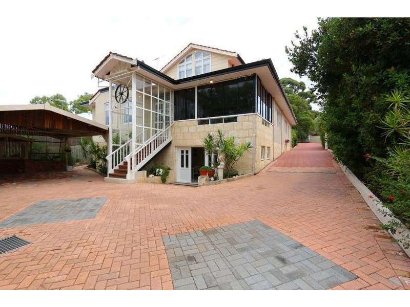 43 Monash Avenue, Como WA 6152