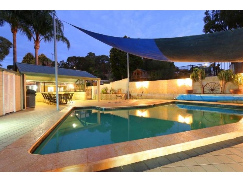21 Nangana Way, Kalamunda WA 6076
