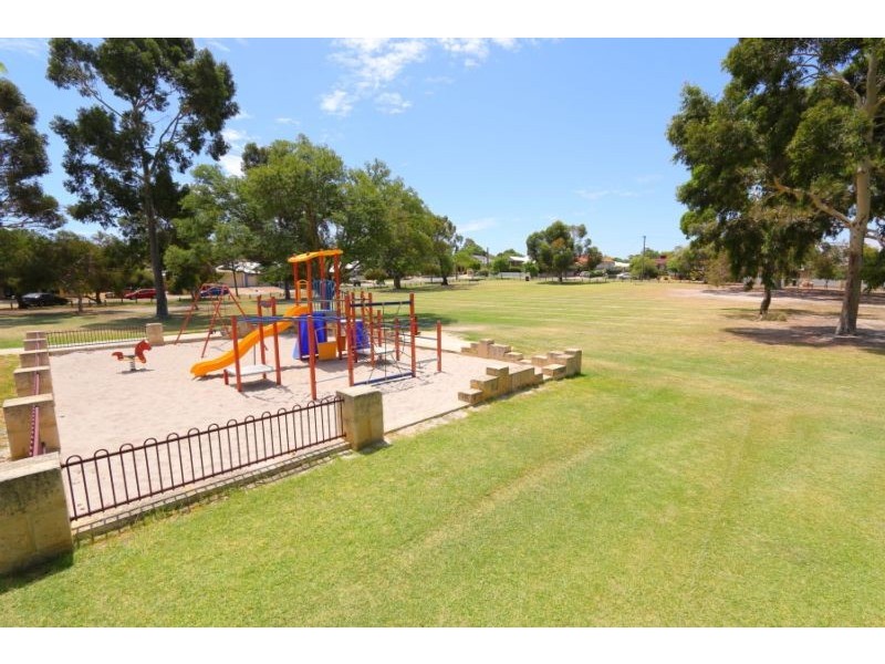 30 Huntingdon Street, East Victoria Park WA 6101