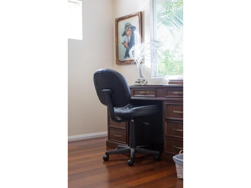 138 Lockhart Street, Como WA 6152