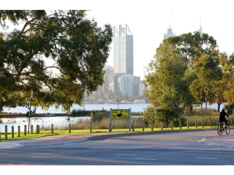 9/39 Hurlingham Road, South Perth WA 6151