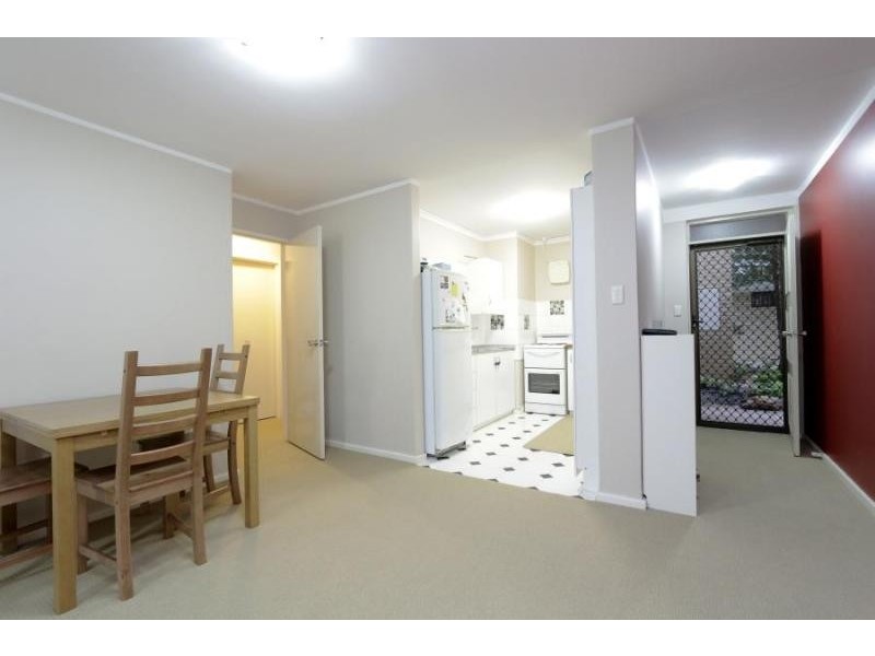 9/39 Hurlingham Road, South Perth WA 6151