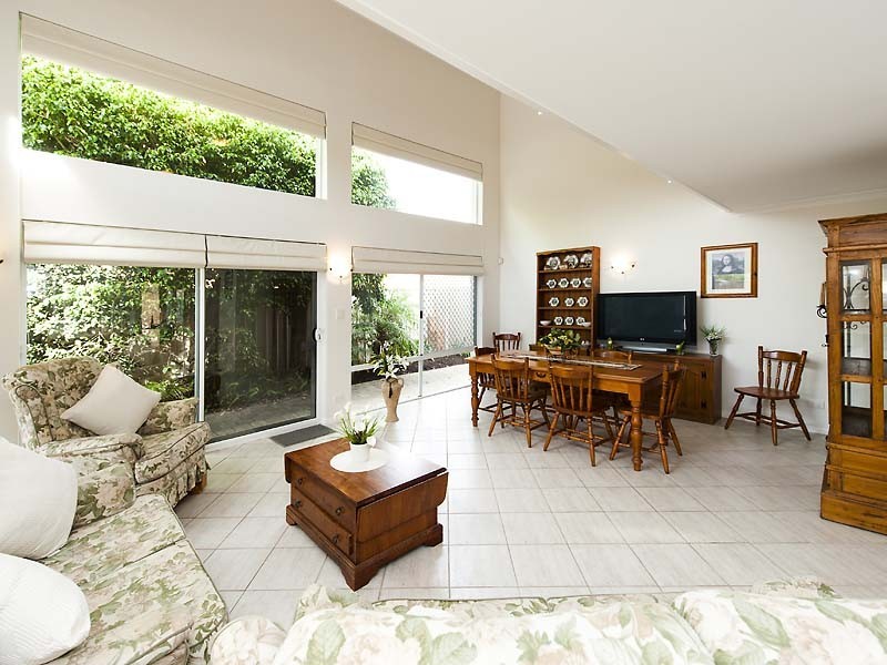 2/44 Lockhart Street, Como WA 6152