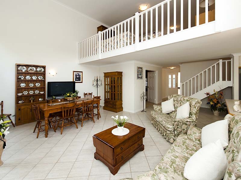 2/44 Lockhart Street, Como WA 6152