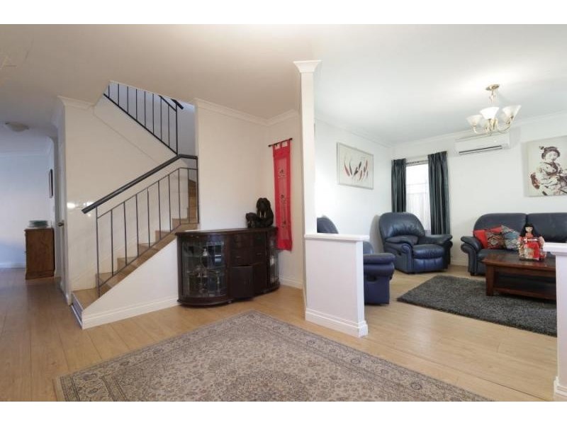 13 Mofflyn Circle, East Victoria Park WA 6101