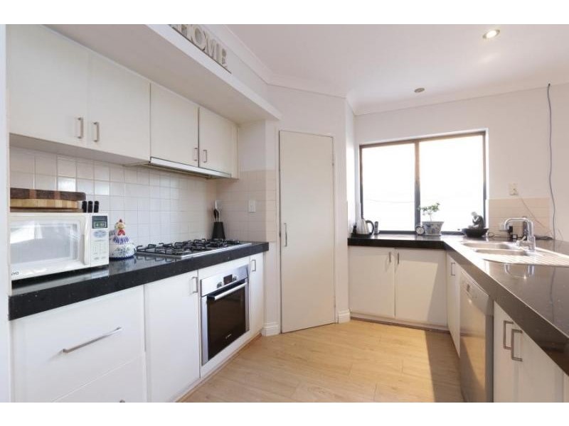 13 Mofflyn Circle, East Victoria Park WA 6101