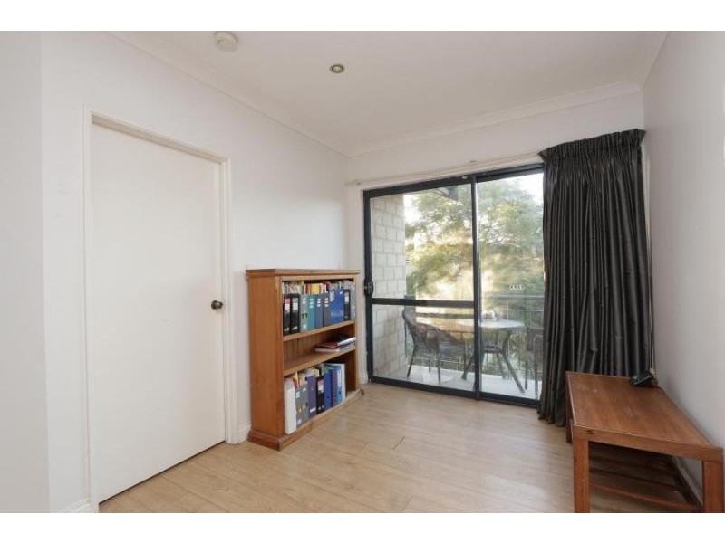 13 Mofflyn Circle, East Victoria Park WA 6101