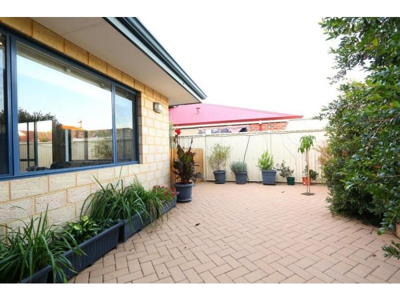 13 Mofflyn Circle, East Victoria Park WA 6101