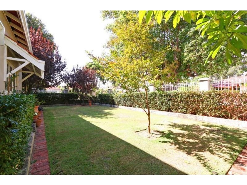 1 Fortune Street, South Perth WA 6151